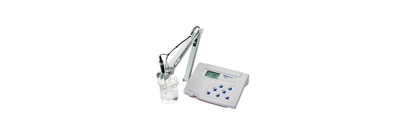 Fisherbrand™ accumet™ FE150 Benchtop pH Meter Education Set